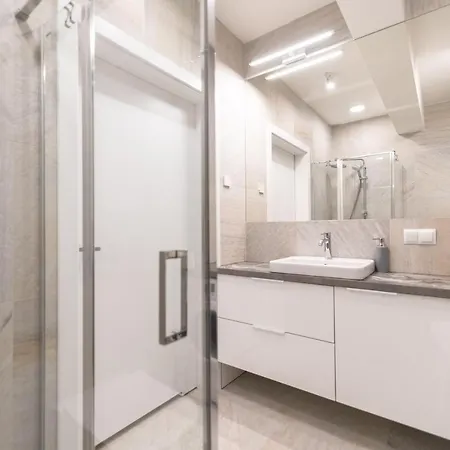 アパート Kochanowskiego Z Ogrodkiem I Garazem - Dream *