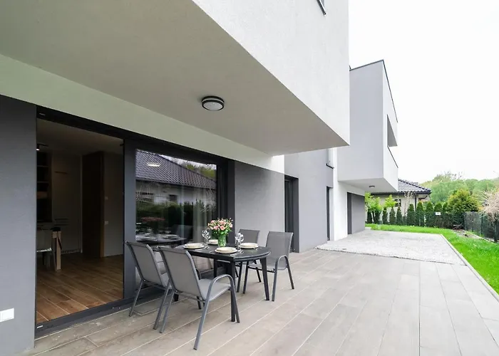 Kochanowskiego Z Ogrodkiem I Garazem - Dream